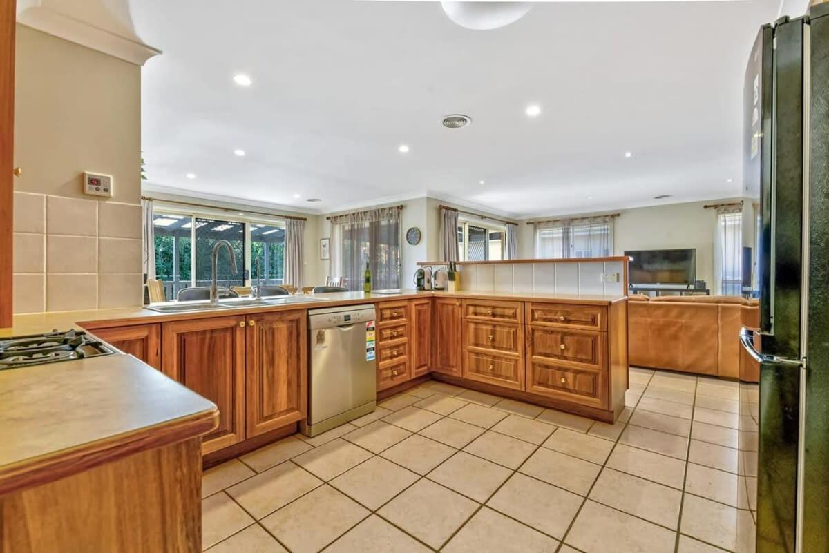 Holiday home Goldfinch Way Stunning & Spacious Sleeps 11 *