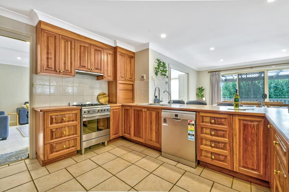 Holiday home Goldfinch Way Stunning & Spacious Sleeps 11 *